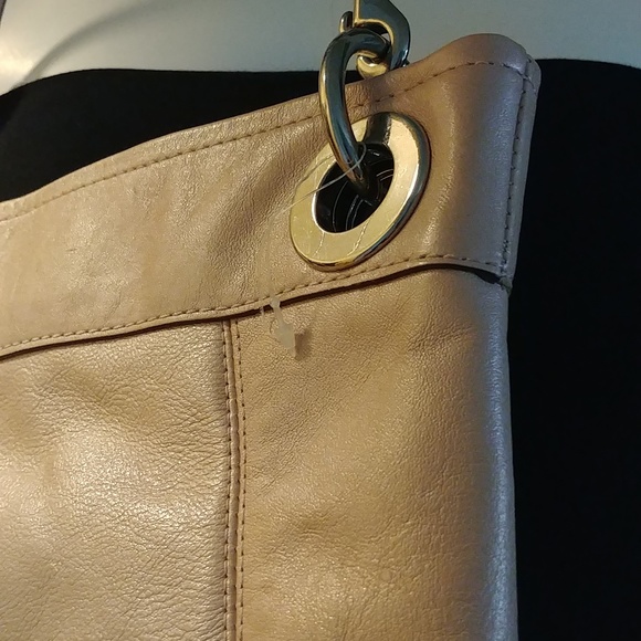 Coach Leather Madison Hippie Removable Crossbody with Shoulder Strap - Picture 16 of 16